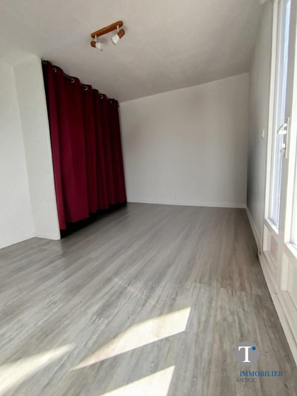 Maison traditionnelle - 140 m² - 6 pièces