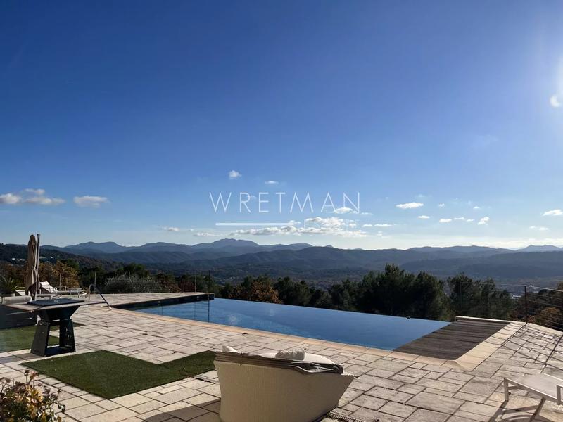 Villa - 229 m² - 7 pièces