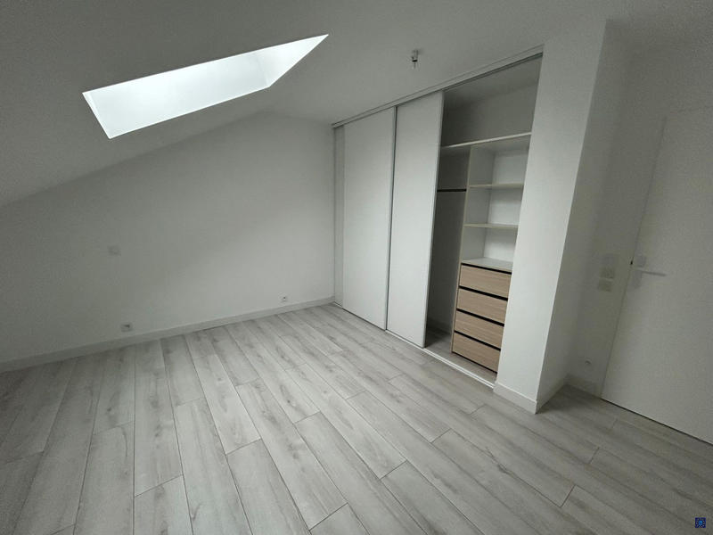 Maison - 102 m² - 5 pièces