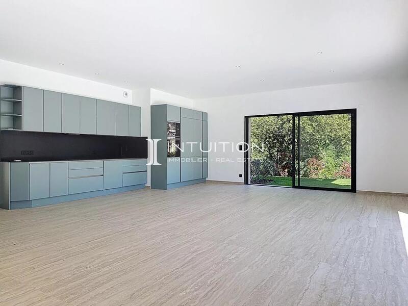 Maison - 160 m² - 4 pièces