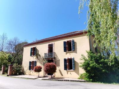 Maison ancienne - 280 m² - 8 pièces