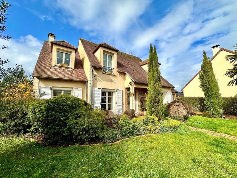 Maison - 185 m² - 7 pièces