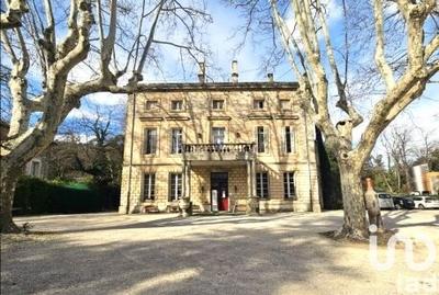 Château - 1 200 m² - 30 pièces