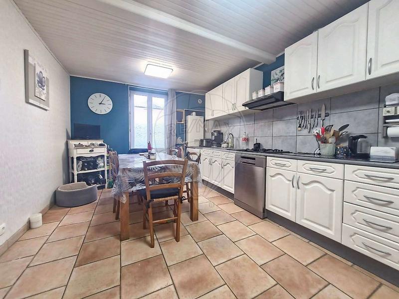 Maison - 92 m² - 4 pièces