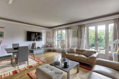 Appartement - 72 m² - 3 pièces