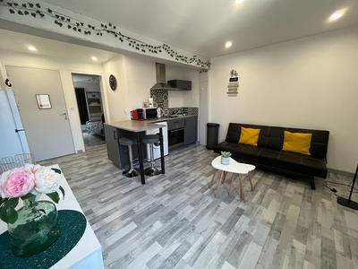Immeuble - 92 m² - 4 pièces