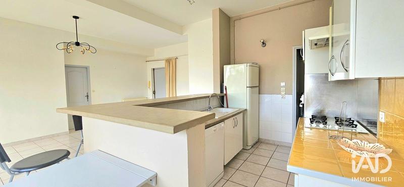 Appartement - 85 m² - 3 pièces