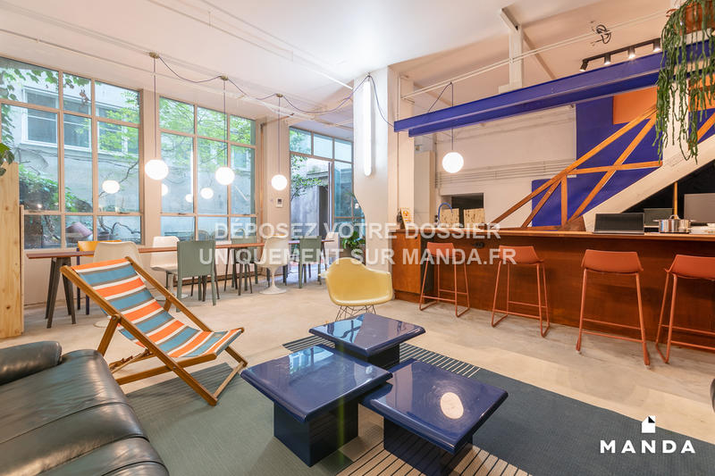 Chambre - 13 m² - 12 pièces