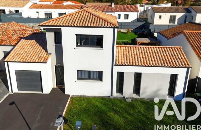 Maison - 145 m² - 5 pièces