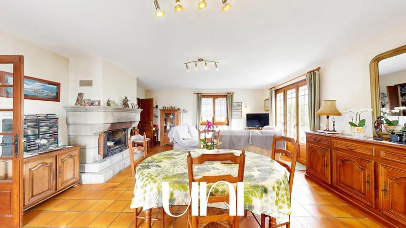 Maison - 147 m² - 7 pièces