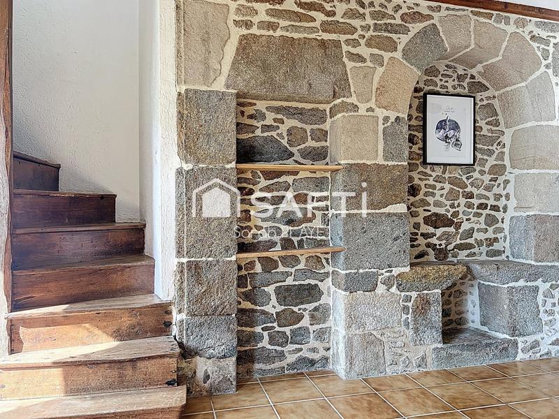 Maison - 159 m² - 7 pièces