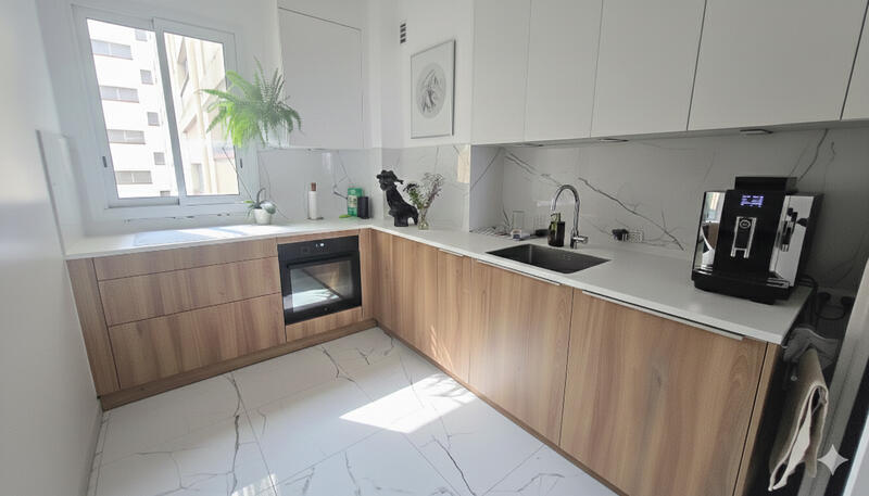 Appartement - 124 m² - 5 pièces