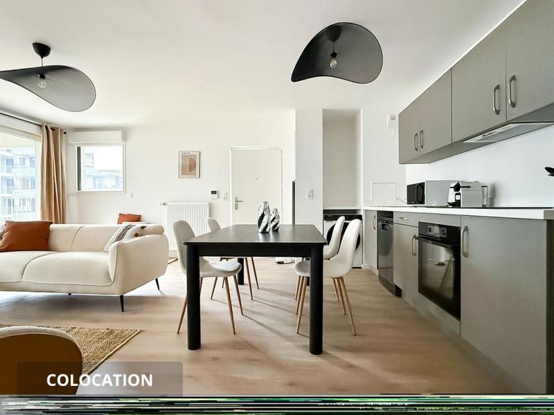 Appartement - 94 m² - 5 pièces