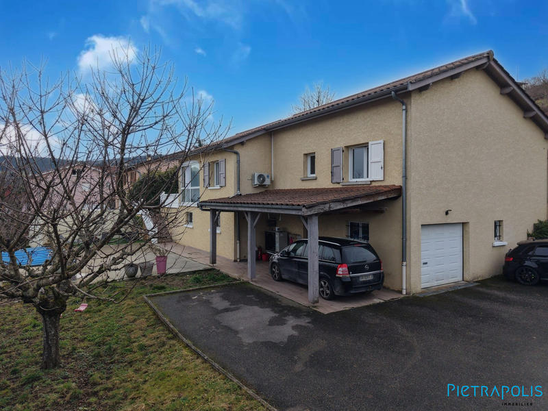 Maison - 112 m² - 6 pièces