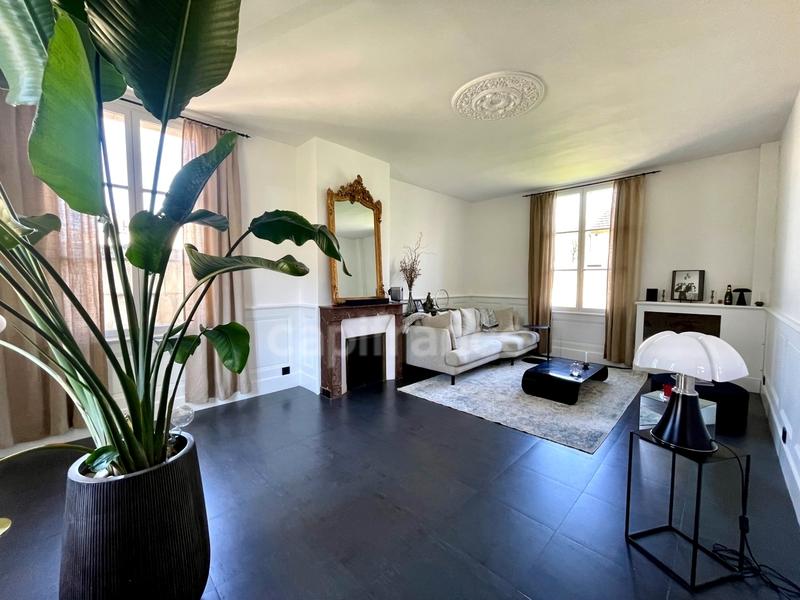 Maison bourgeoise - 152 m² - 7 pièces