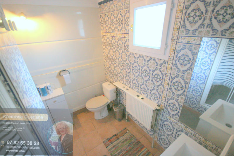 Villa - 160 m² - 8 pièces