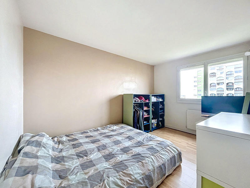 Appartement - 87 m² - 4 pièces