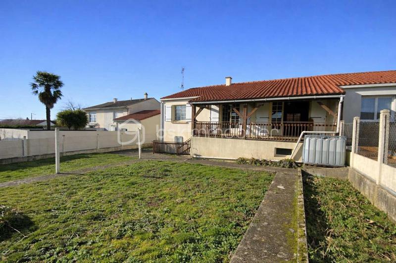 Maison traditionnelle - 90 m² - 4 pièces