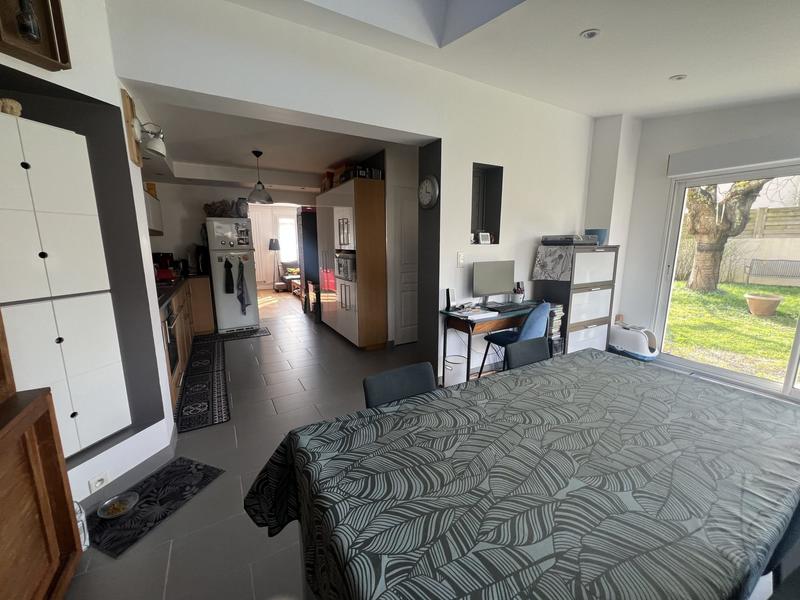 Maison - 90 m² - 6 pièces