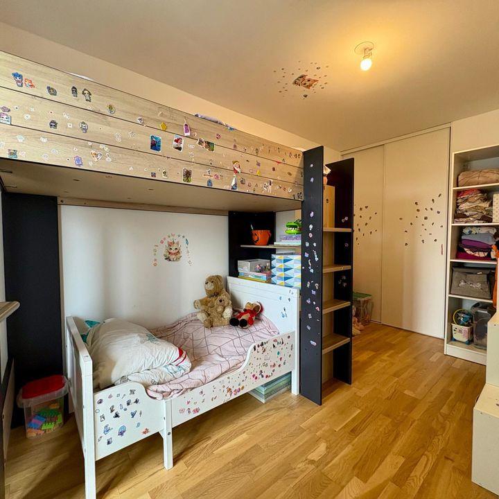 Appartement - 79 m² - 4 pièces