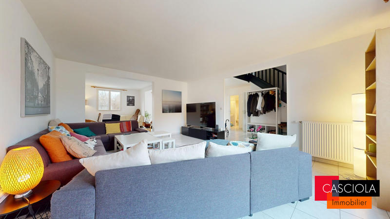 Maison - 166 m² - 7 pièces