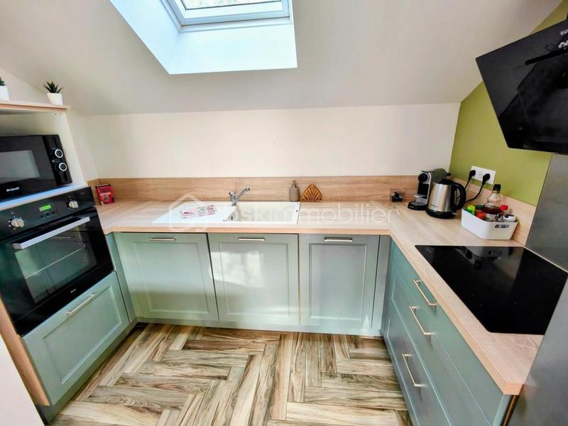 Maison - 224 m² - 14 pièces