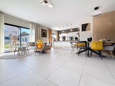 Maison - 125 m² - 5 pièces