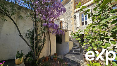 Maison traditionnelle - 226 m² - 7 pièces