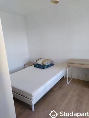 Chambre - 9 m² - 1 pièce