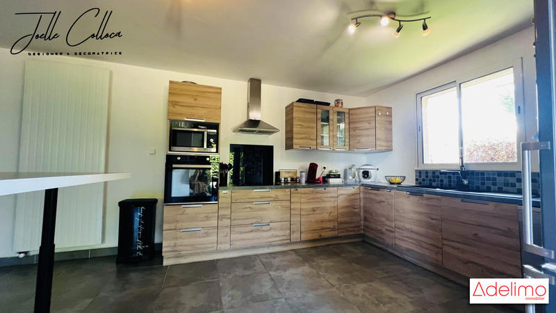 Maison - 160 m² - 5 pièces