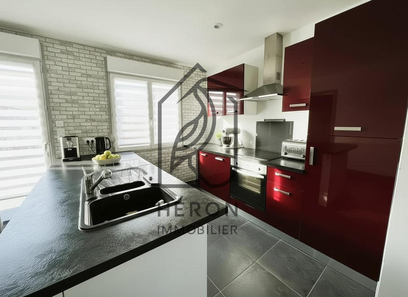 Maison - 87 m² - 6 pièces