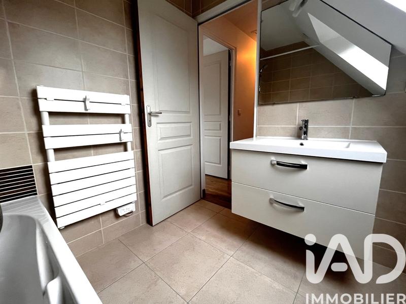 Maison - 81 m² - 5 pièces