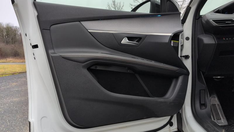 Peugeot 3008 1.6 Thp 300 Hybrid4 e-Eat8 Gt - Toit ouvrant