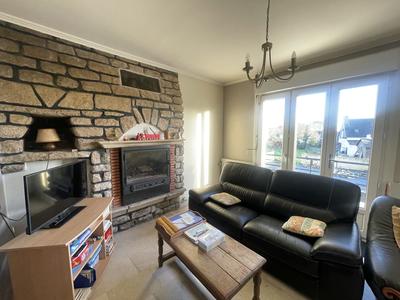 Maison traditionnelle - 127 m² - 6 pièces