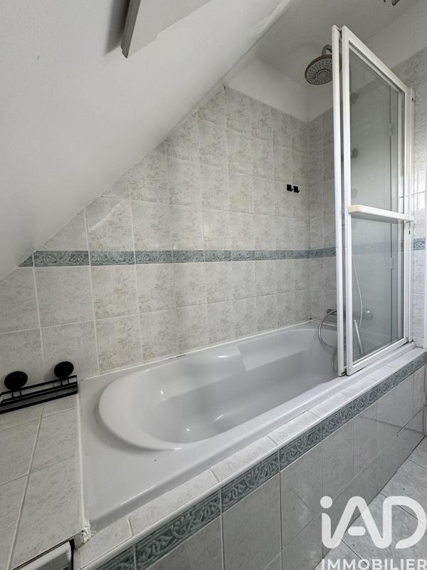 Maison - 88 m² - 4 pièces