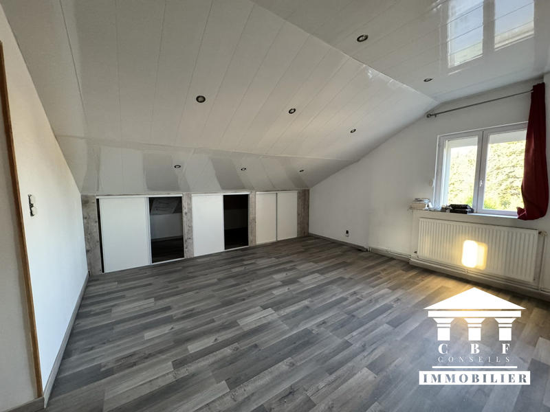 Maison - 159 m² - 7 pièces