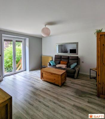 Maison de village - 357 m² - 10 pièces