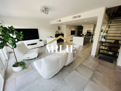 Appartement - 133 m² - 4 pièces