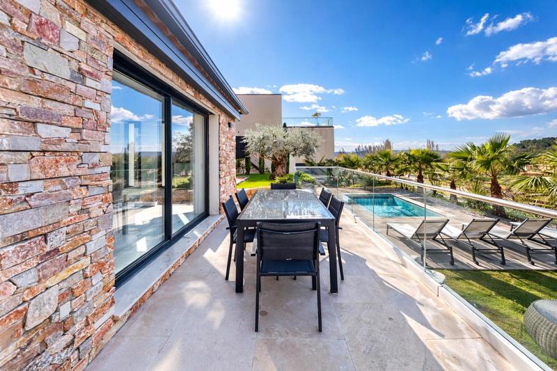 Villa - 118 m² - 4 pièces