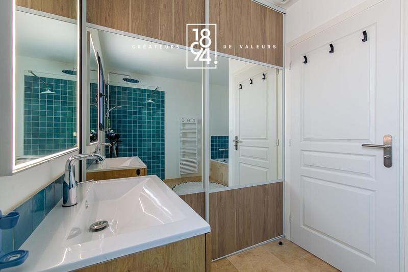 Maison - 150 m² - 4 pièces