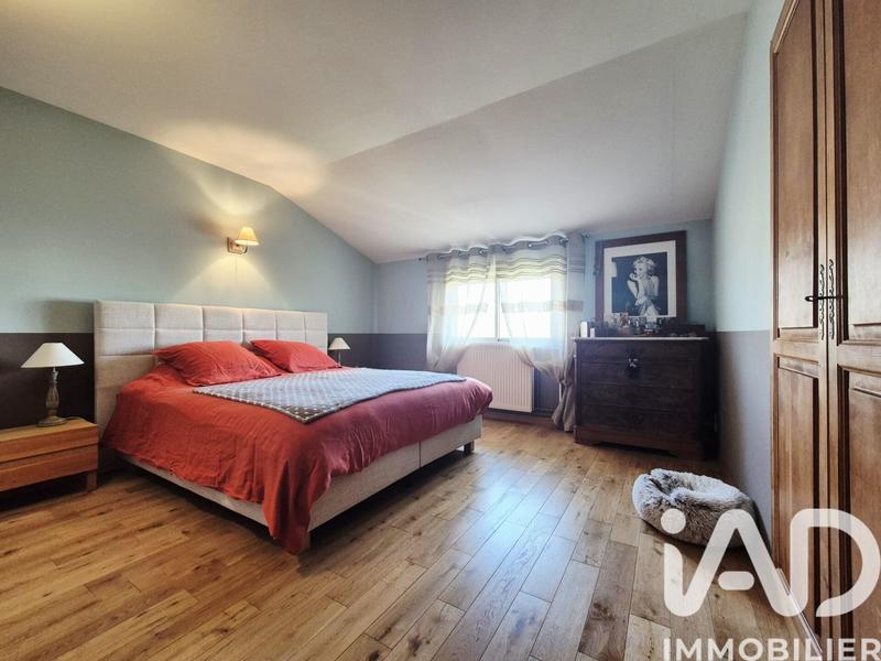 Maison - 244 m² - 6 pièces