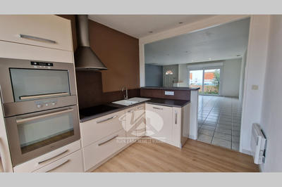 Maison - 85 m² - 4 pièces