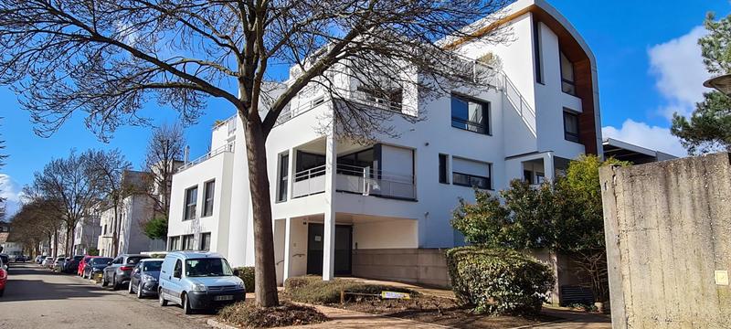 Appartement - 66 m² - 2 pièces