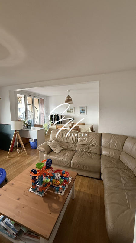 Appartement - 88 m² - 3 pièces