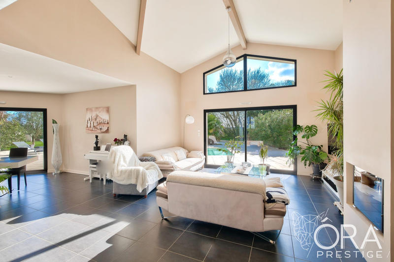 Villa - 141 m² - 7 pièces