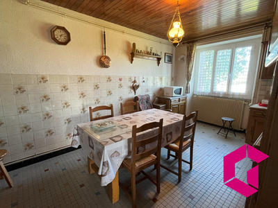 Maison ancienne - 138 m² - 7 pièces