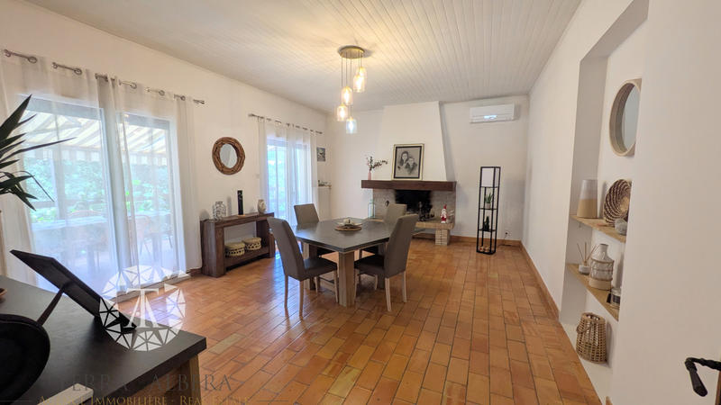 Villa - 168 m² - 5 pièces