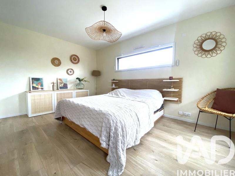 Maison - 136 m² - 5 pièces