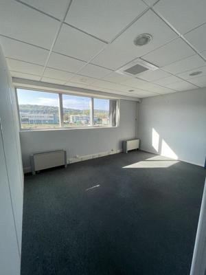 Bureau - 250 m²