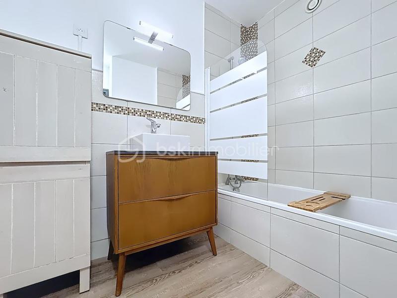 Appartement - 95 m² - 6 pièces